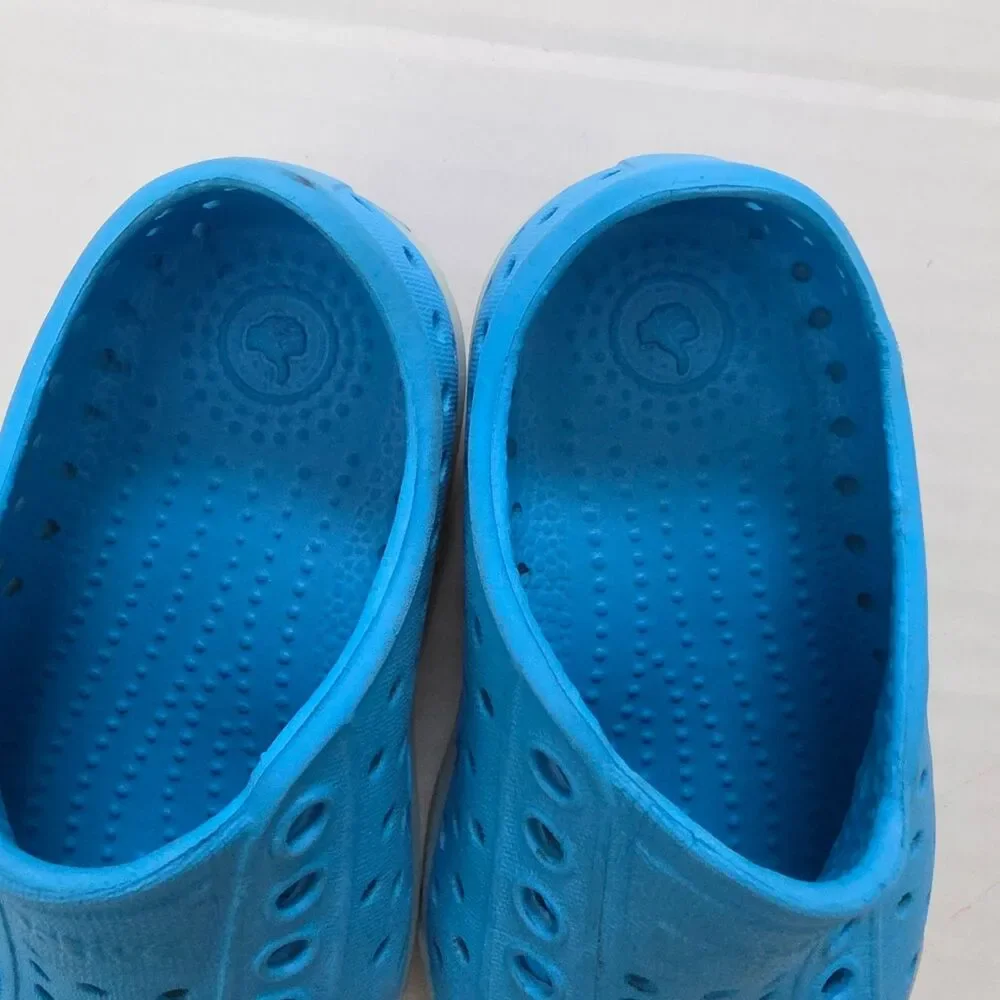 Native Jefferson Slip On Kids Water Shoes Blue Size C6 Lightweight Comfortable